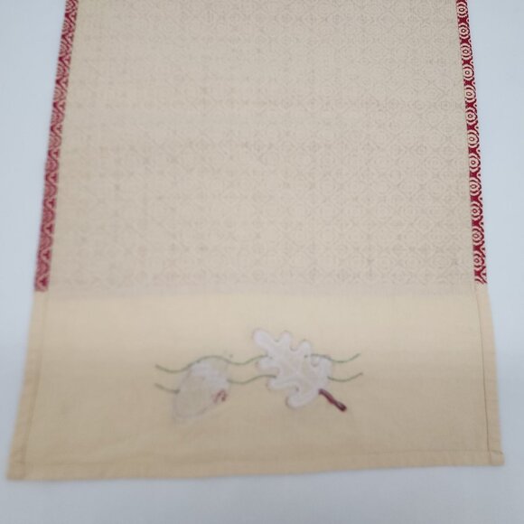 Fall Kitchen Towel Red & Beige With Leaf & Acorn Applique 16"x26" - Picture 9 of 9